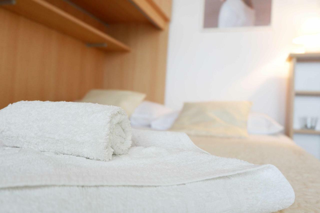 Apartment Ponos Đảo Krk Ngoại thất bức ảnh