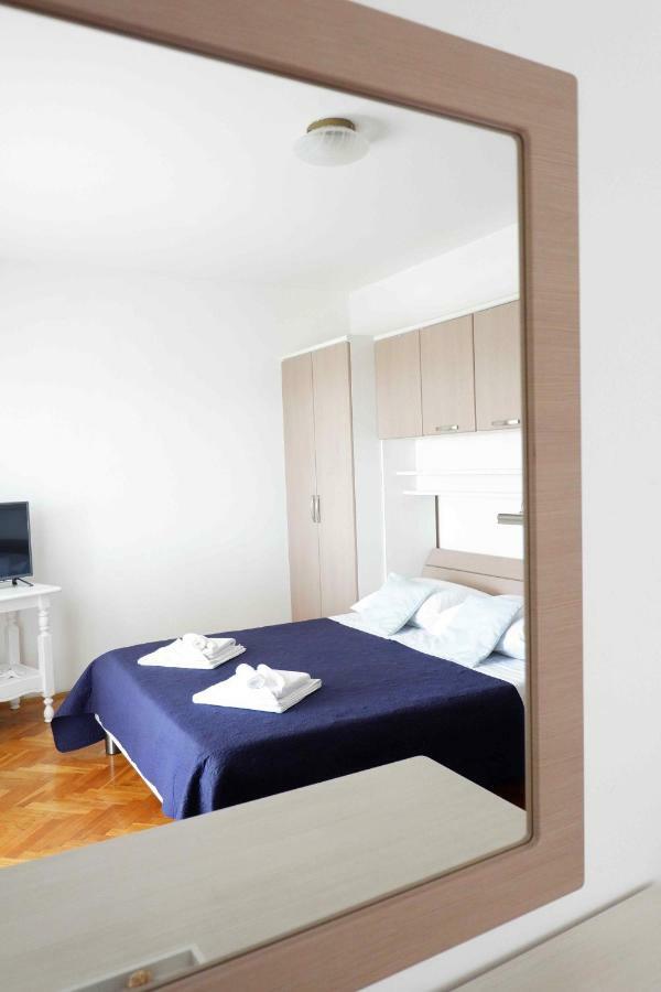Apartment Ponos Đảo Krk Ngoại thất bức ảnh